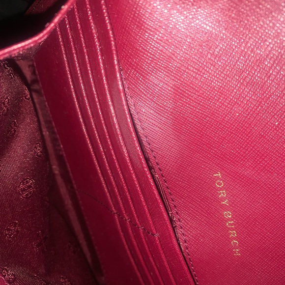 Tory Burch Robinson Chain wallet - Picture 6 of 6